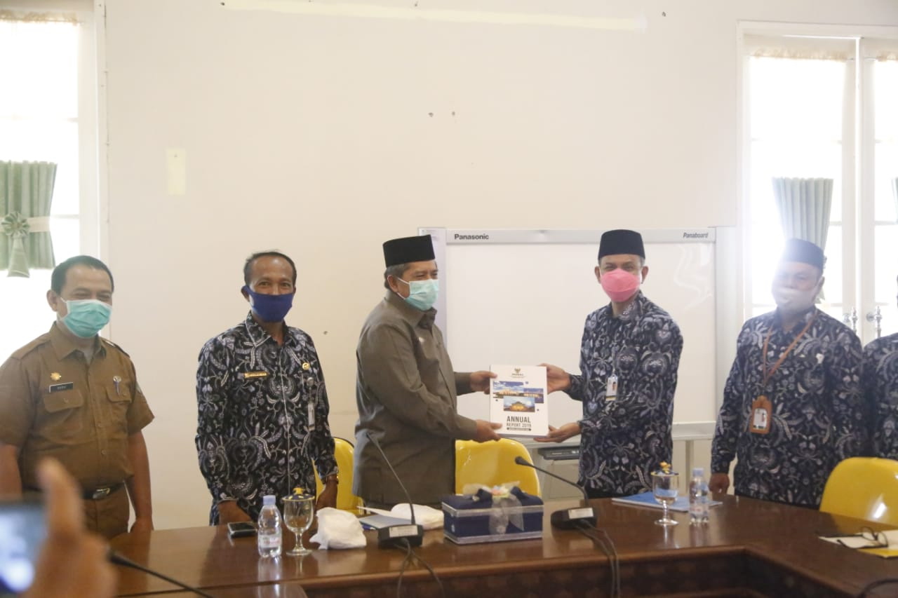 Bupati Siak Arahkan Baznas Tangani Warga Terdampak Covid-19 yang Belum Miliki NIK